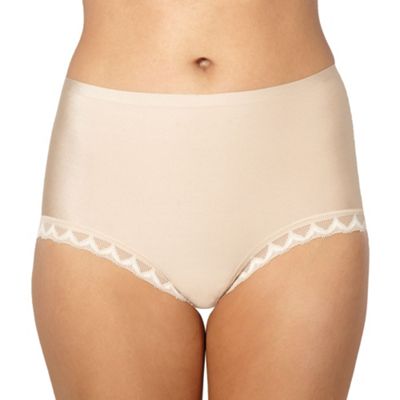 Nude invisible full brief knickers